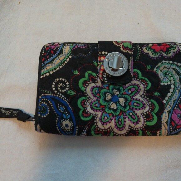 Vera Bradley Wallet Turn Lock Accordion w/ Zip Black Paisley NWT - Picture 2 of 6